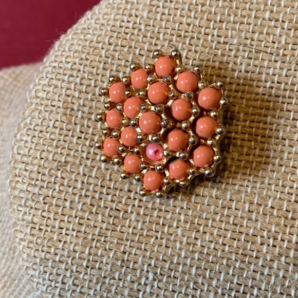 3/$15 Peachy Keen Brooch - Picture 3 of 3